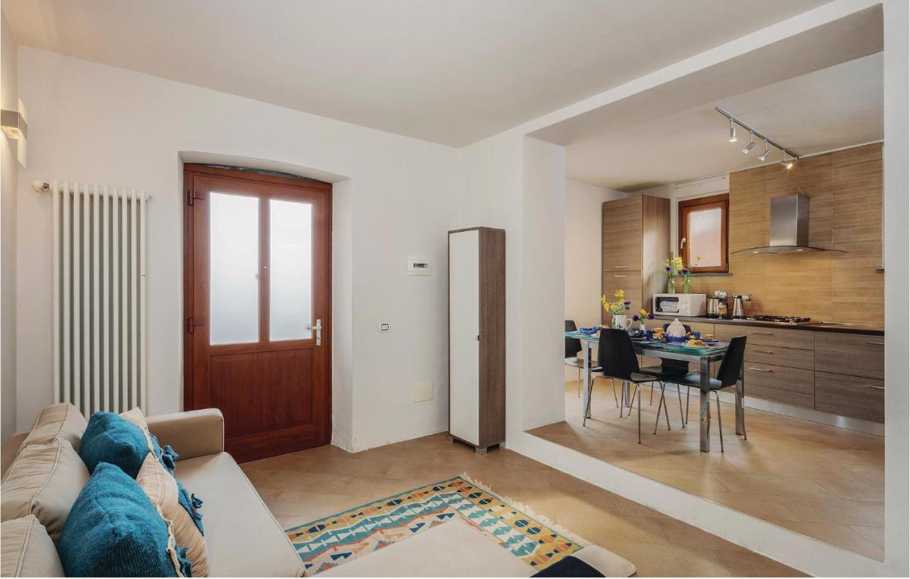 Beautiful Apartment In Pitelli -Sp- With Kitchen Λα Σπέτσια Εξωτερικό φωτογραφία