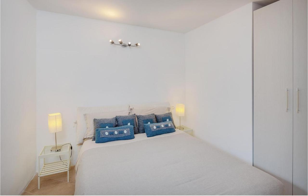 Beautiful Apartment In Pitelli -Sp- With Kitchen Λα Σπέτσια Εξωτερικό φωτογραφία